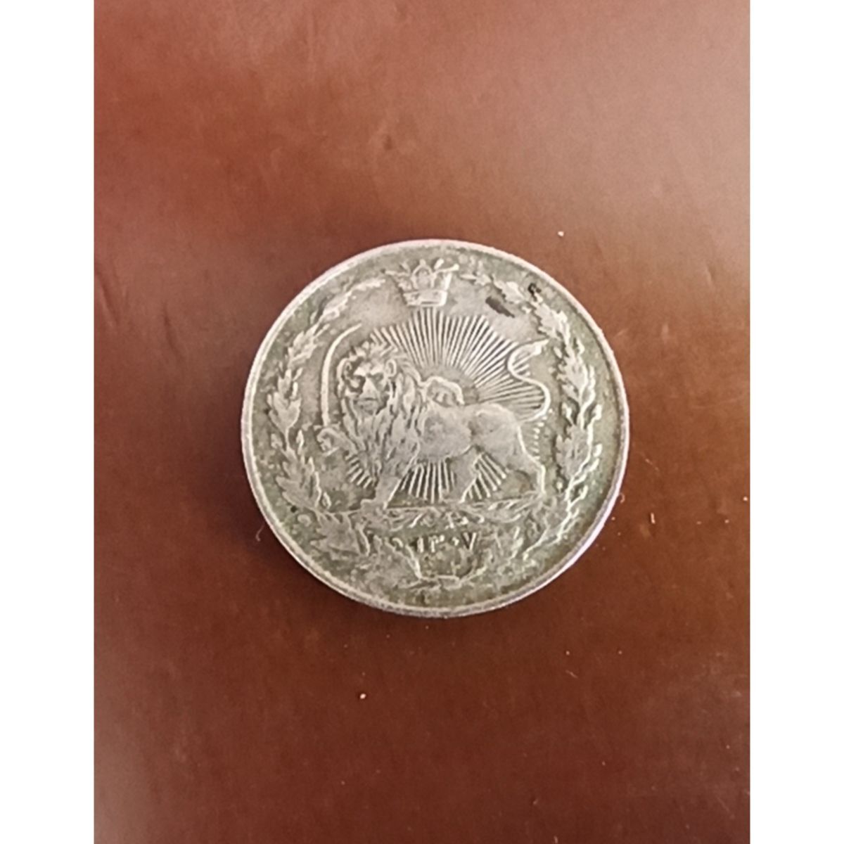قیمت صد دینار رایج مملکت سال ۱۳۰۷
