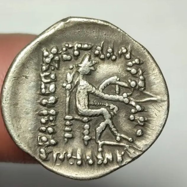 تعیین اصالت سکه از عکس